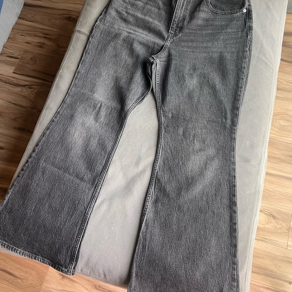 Levi's 70s High Flare Jeans - Picture 4 of 9